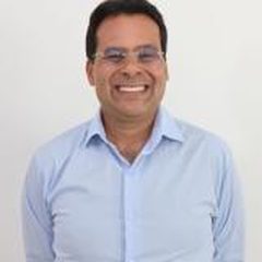 Foto oficial de Dr. Helton