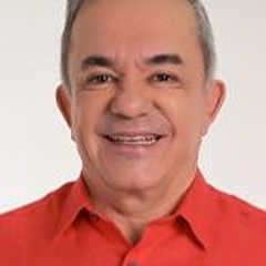 Foto oficial de Vander Loubet